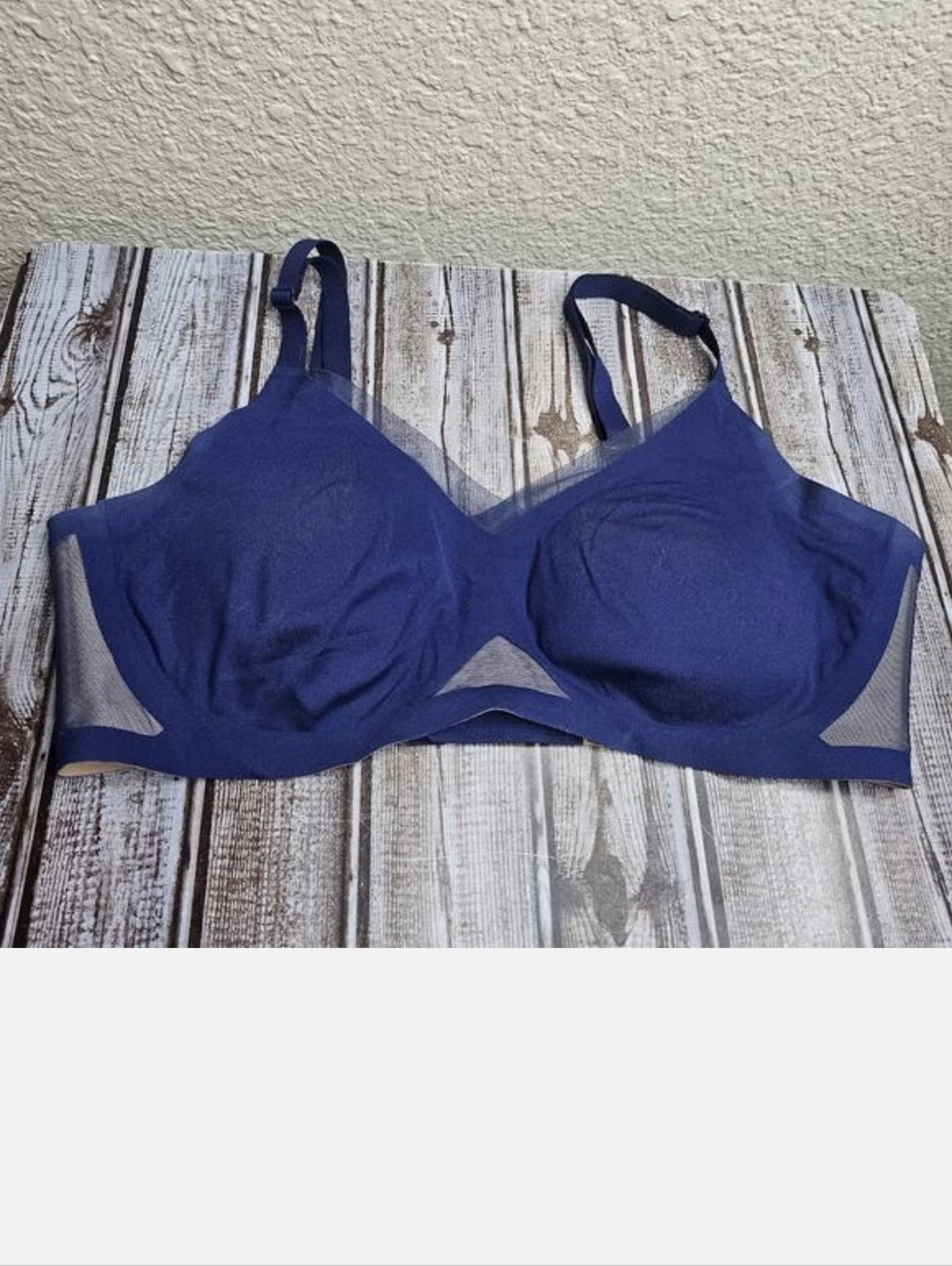 Honeylove crossover bra wireless comfort Women's size medium blue padded